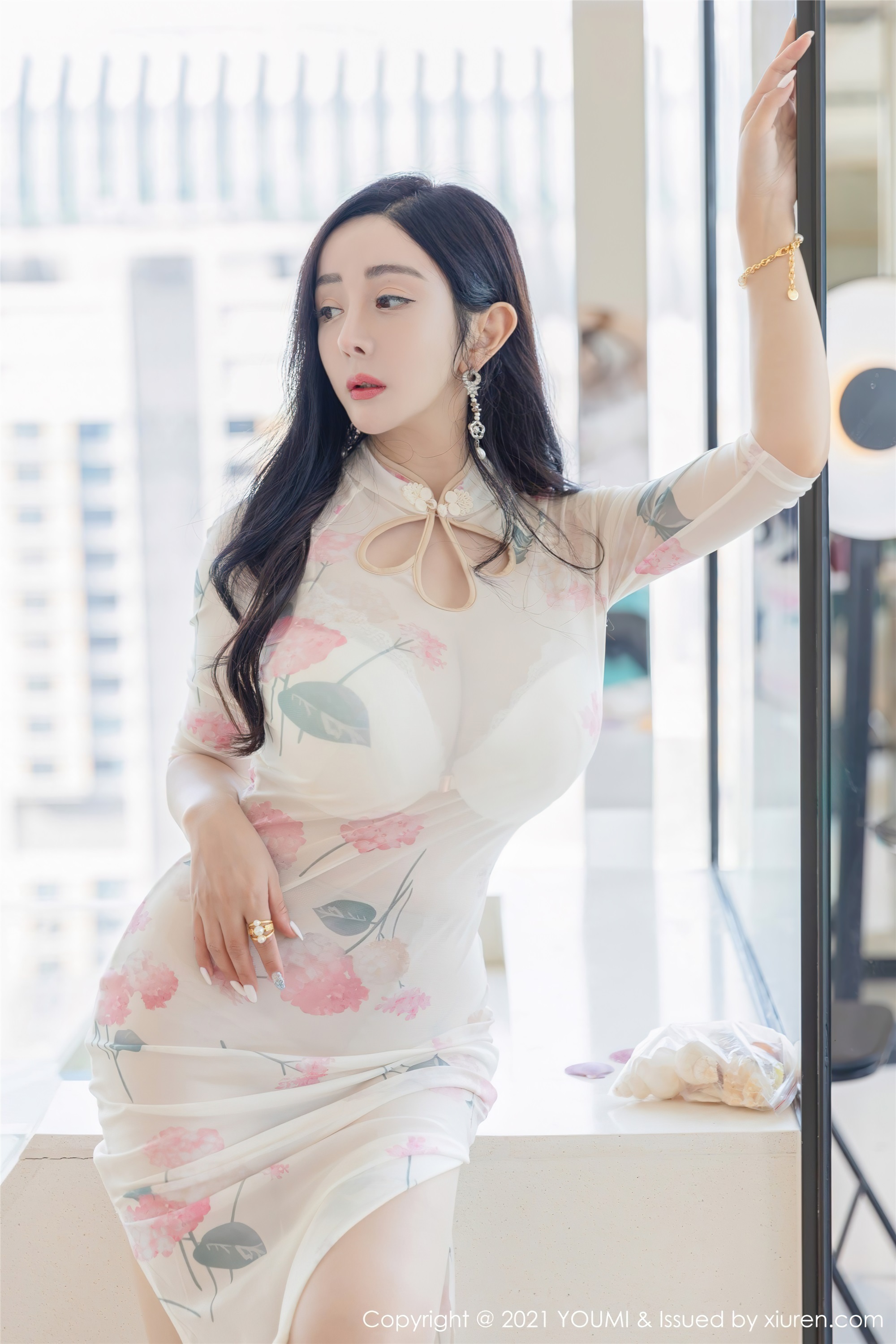 YouMi尤蜜荟 22021.10.18 Vol.706 允爾